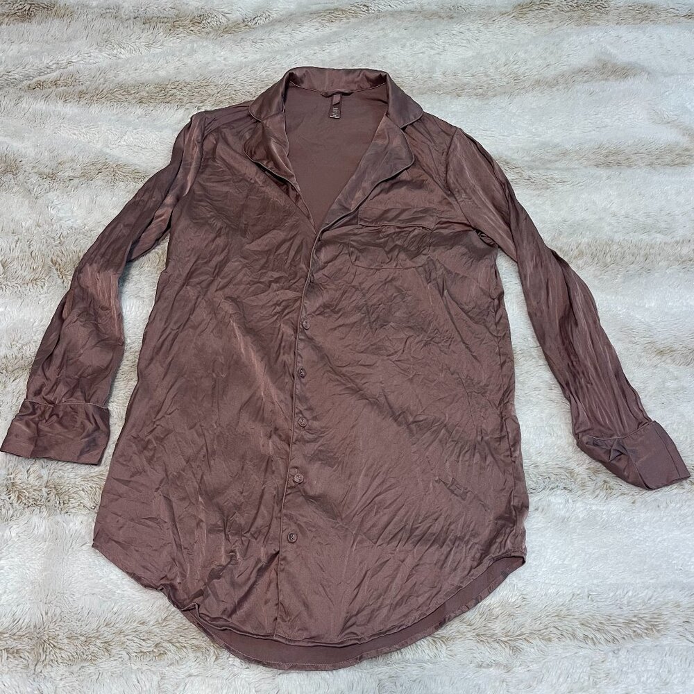 SKIMS Stretch Silk Sleep Shirt in Mauve XXS